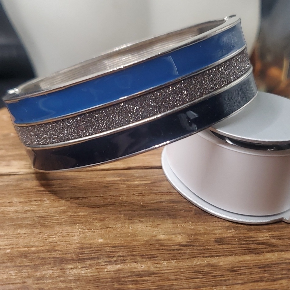 Overflow‎ triple trio hinge retro bracelet blue silver navy